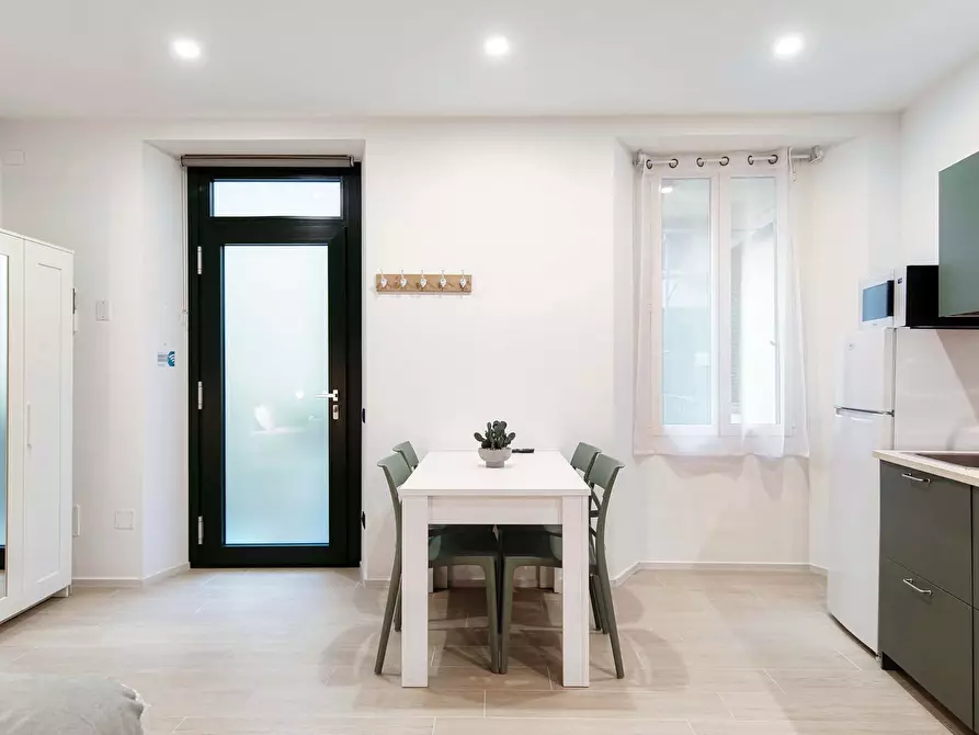 Immagine 4 di Appartamento in affitto  in Via Milano18 a Como