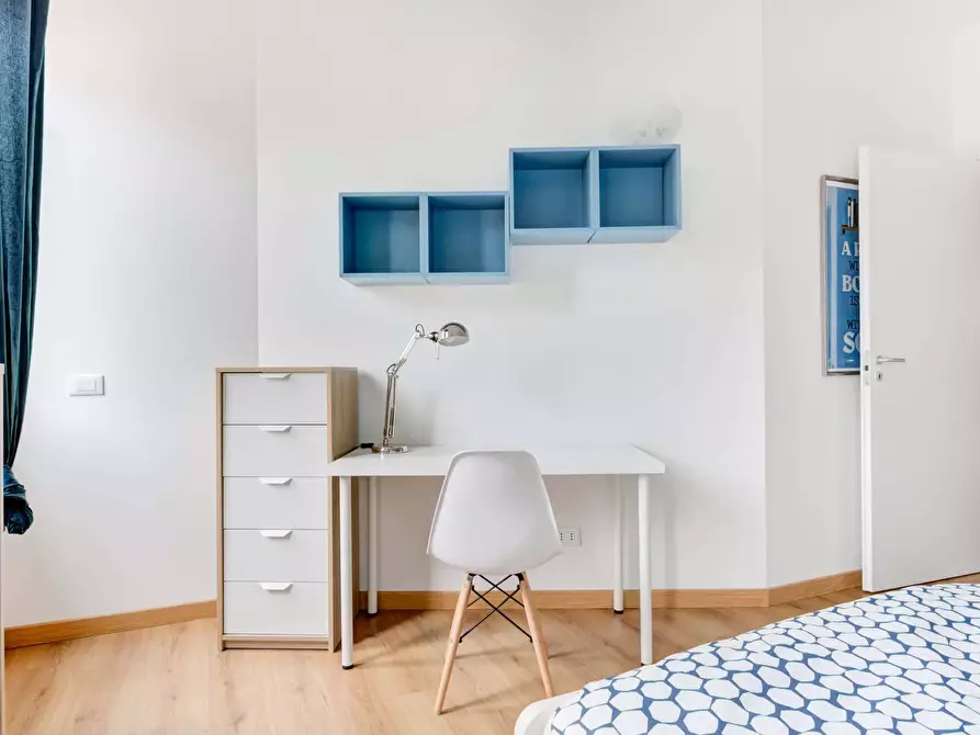 Immagine 5 di Camera in affitto  in Via Stromboli1 a Milano