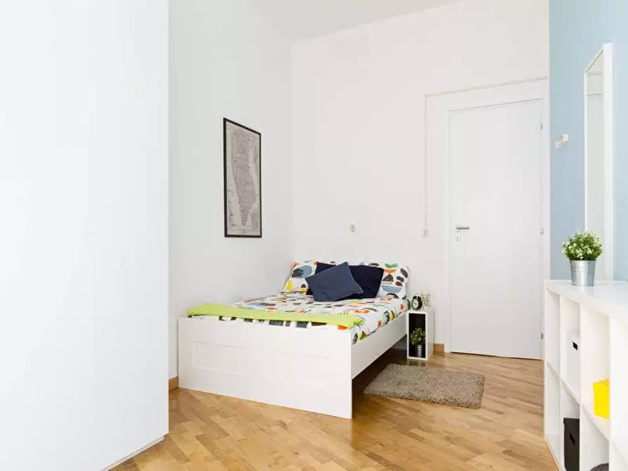 Immagine 5 di Camera in affitto  in Via Larga26 a Milano