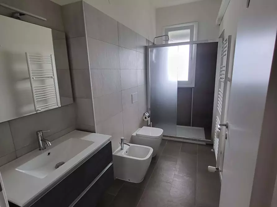 Immagine 23 di Camera in affitto  in Via Carlo Marx3 a Milano