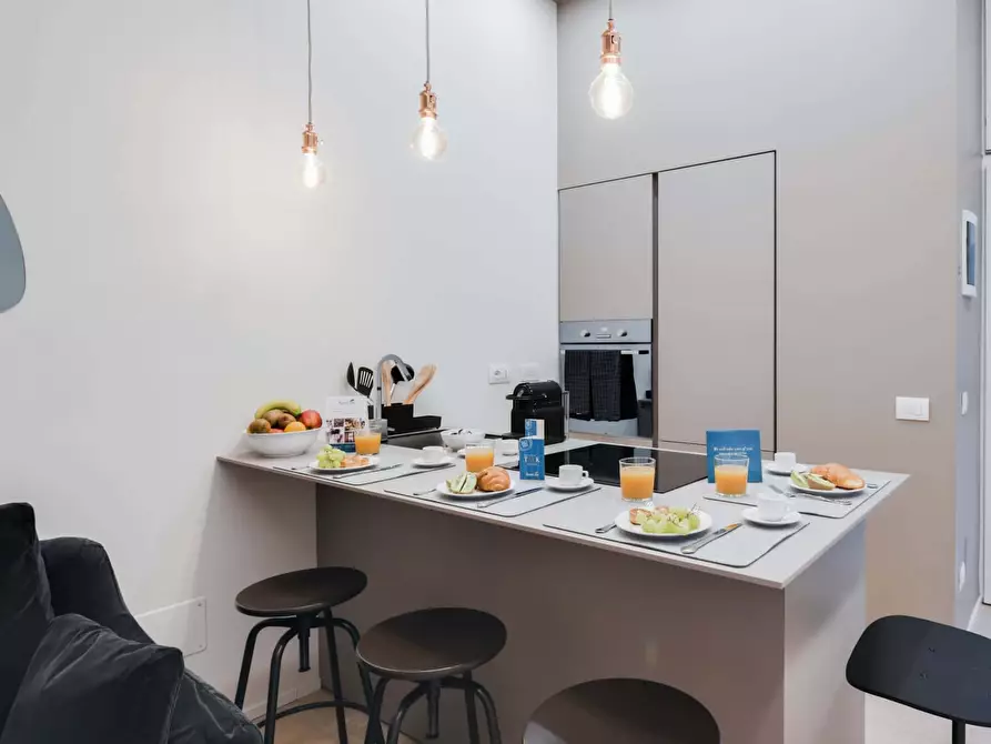Immagine 6 di Appartamento in affitto  in Viale Emilio Caldara30 a Milano