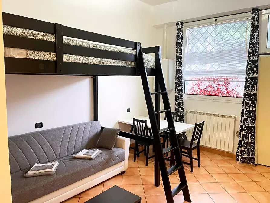 Immagine 1 di Appartamento in affitto  in Via Parisio12 a Bologna