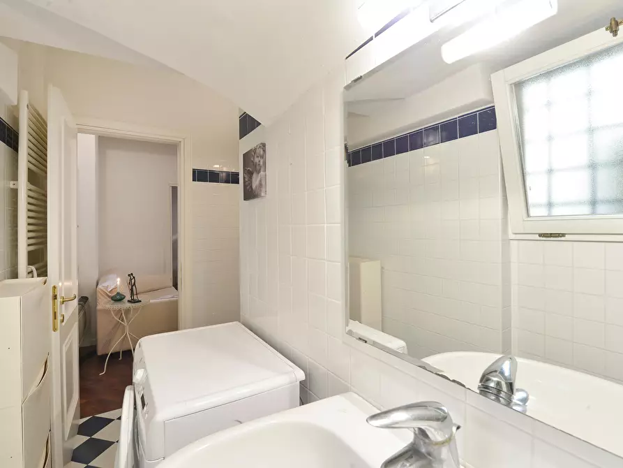 Immagine 15 di Appartamento in affitto  in Via Miramonte1 a Bologna