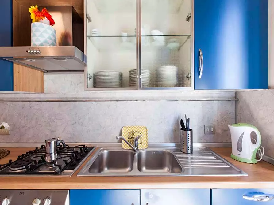 Immagine 13 di Camera in affitto  in Viale Emilio Caldara9 a Milano