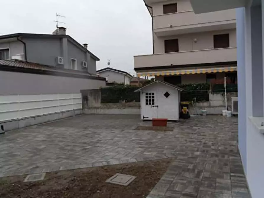 Immagine 16 di Camera in affitto  in Via Vecchia66 a Padova