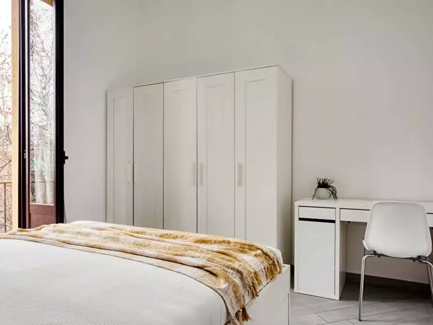 Immagine 2 di Camera in affitto  in Via Giovanni Pezzotti44 a Milano