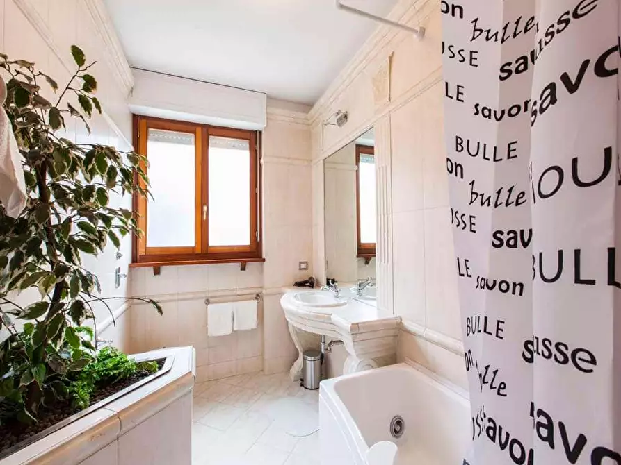 Immagine 13 di Camera in affitto  in Via Alessandro Astesani66 a Milano