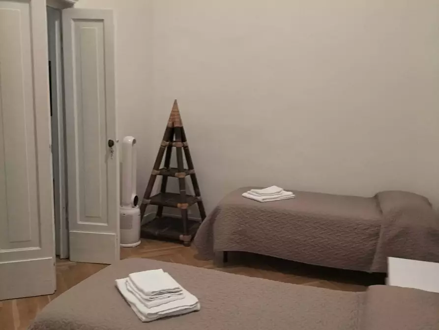 Immagine 5 di Appartamento in affitto  in Piazza San Martino2 a Bologna