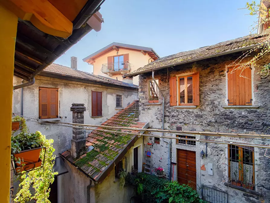 Immagine 5 di Appartamento in affitto  in Via Attilio Salice3 a Argegno