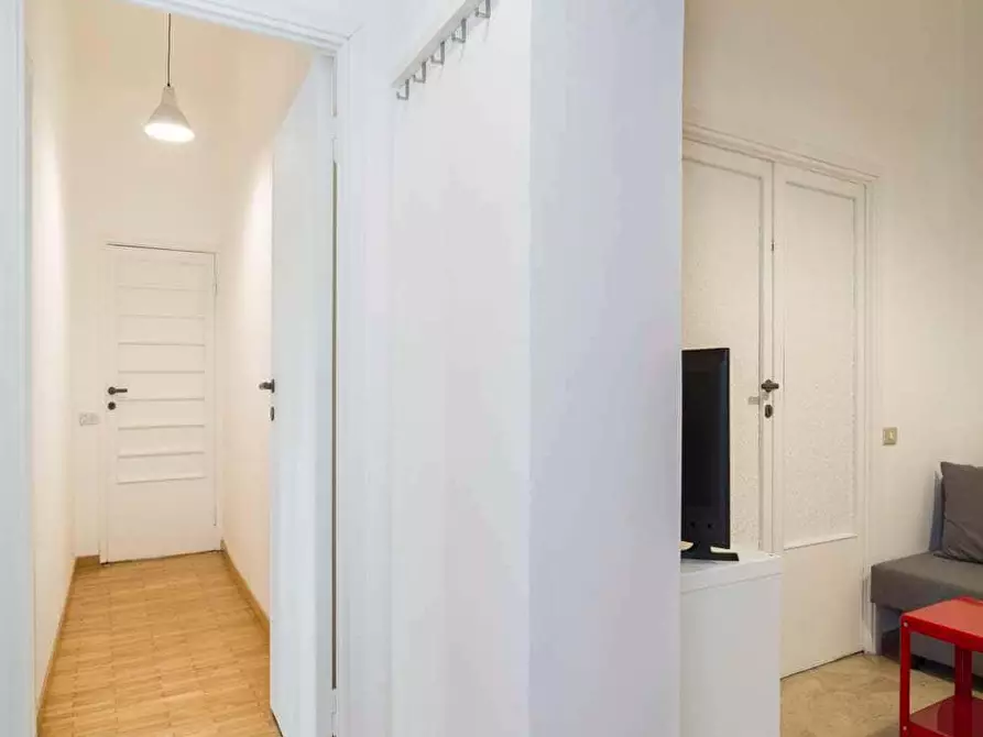 Immagine 25 di Camera in affitto  in Via Tarquinio Prisco3 a Milano