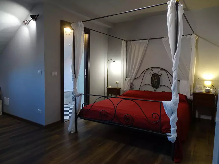 Immagine 10 di Appartamento in affitto  in Corso Giulio Cesare2 a Torino
