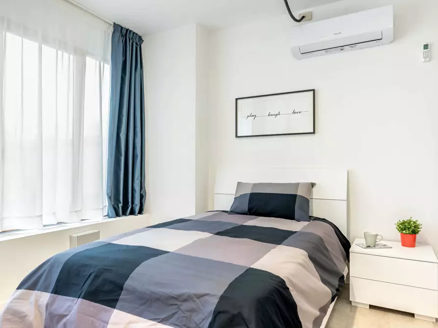 Immagine 1 di Camera in affitto  in Vicolo Michelangelo Buonarroti10 a Padova