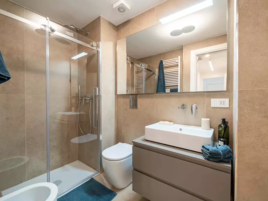 Immagine 26 di Appartamento in affitto  in Via Errico Petrella4 a Milano