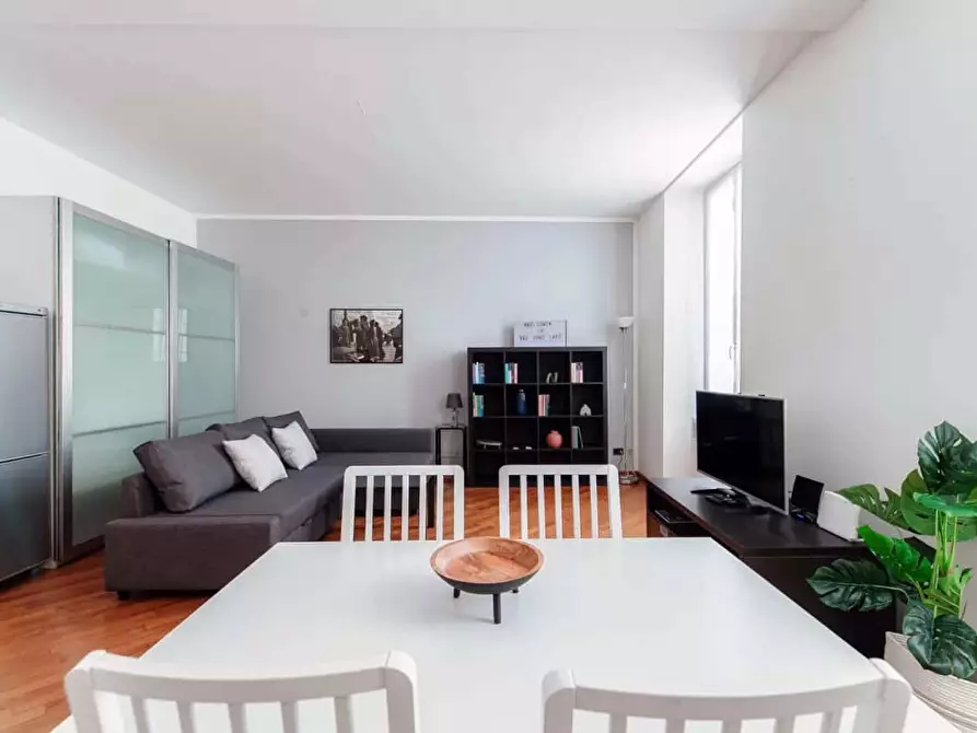 Immagine 7 di Appartamento in affitto  in Via Luigi Cadorna5 a Como