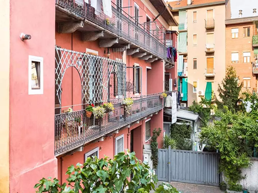 Immagine 5 di Camera in affitto  in Via Carlo Bertolazzi8 a Milano