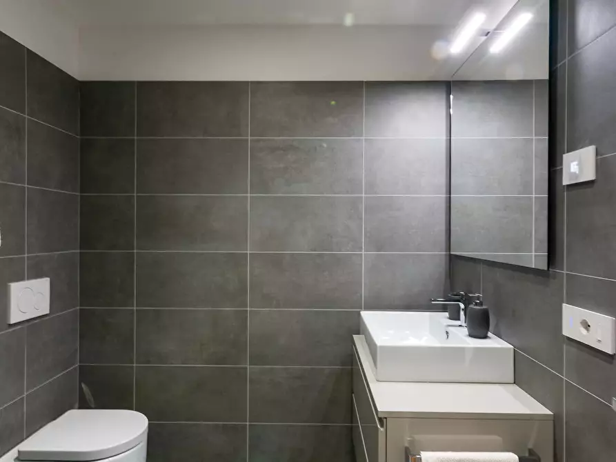 Immagine 20 di Appartamento in affitto  in Via Principe Eugenio3 a Milano