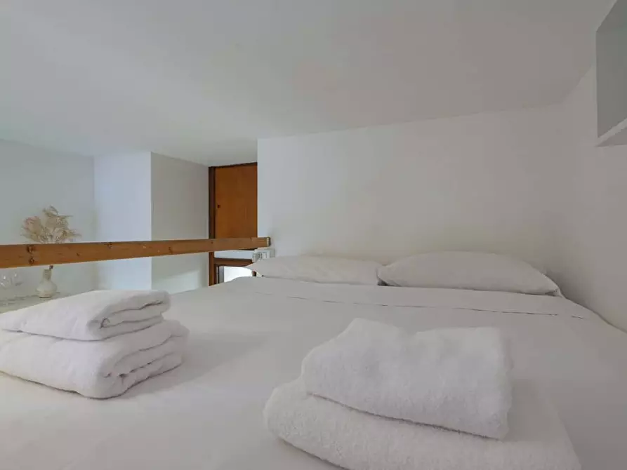 Immagine 10 di Appartamento in affitto  in Via Melzo13 a Milano