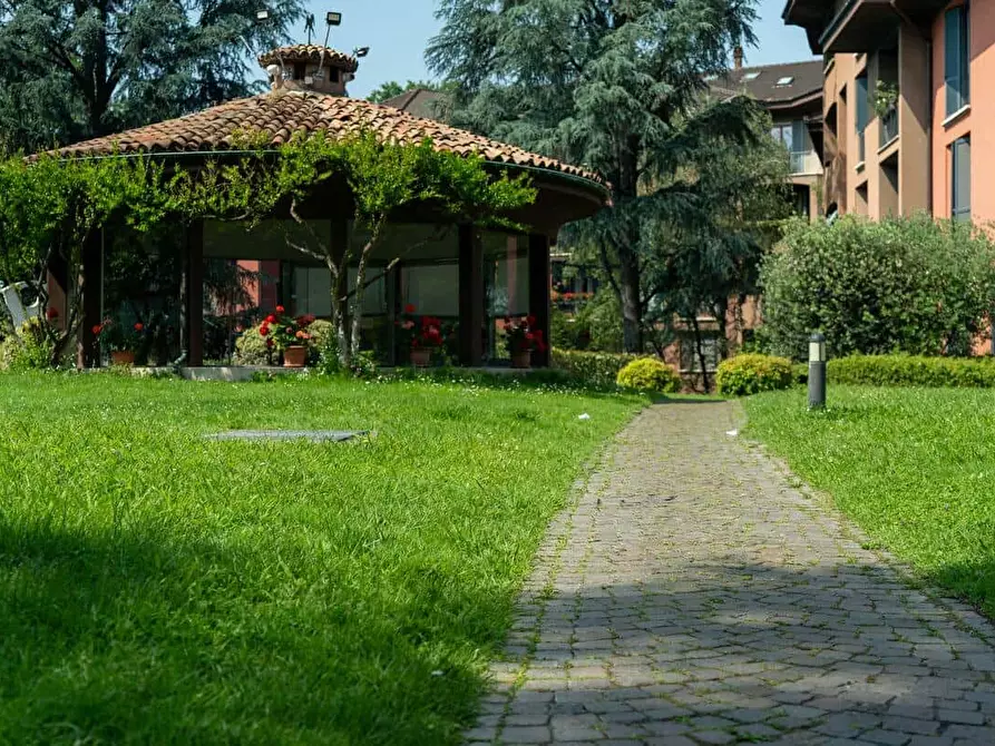 Immagine 38 di Appartamento in affitto  in Via Carlo Osma2 a Milano
