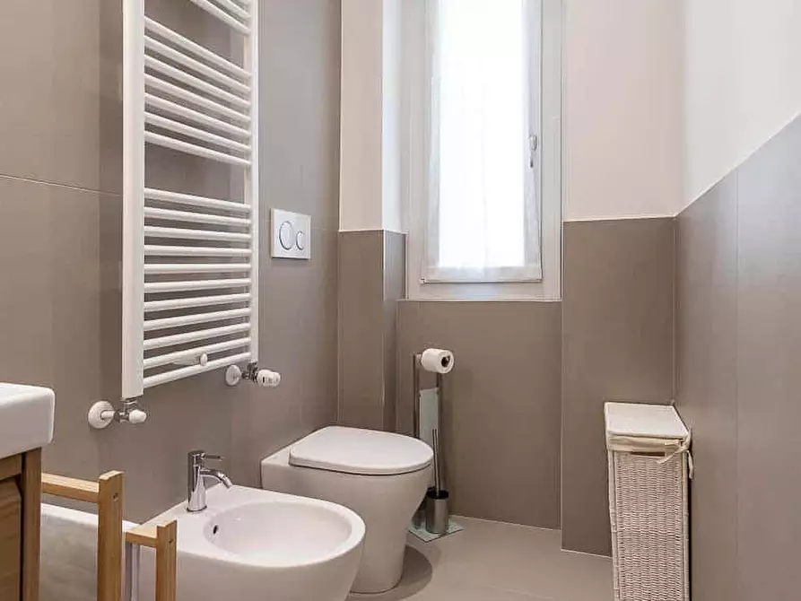 Immagine 25 di Appartamento in affitto  in Via Salasco5 a Milano