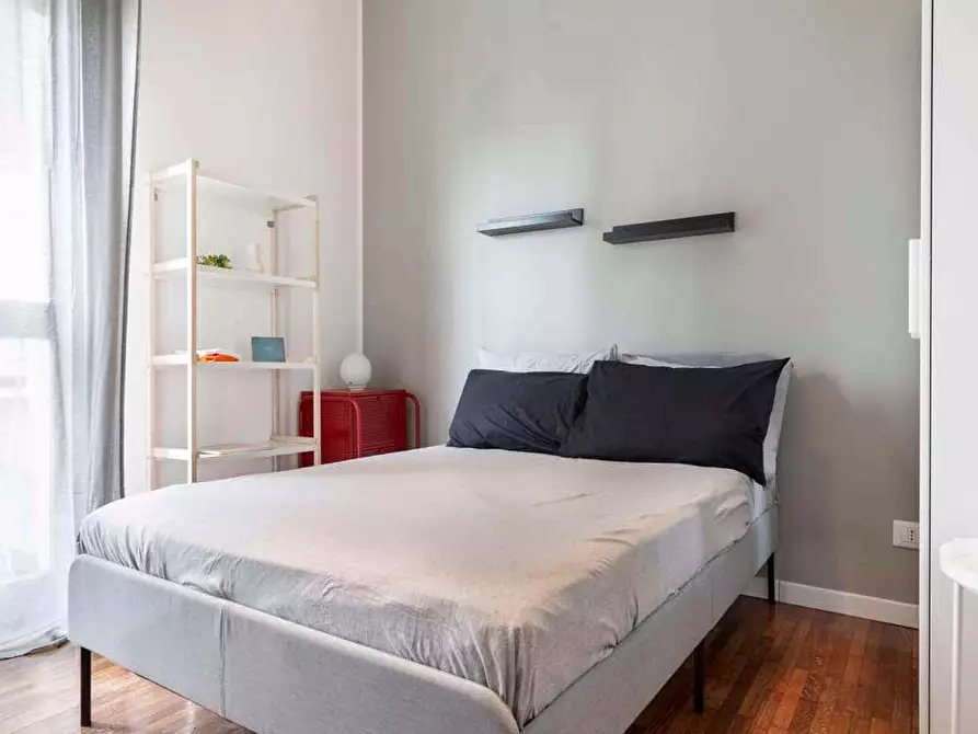 Immagine 4 di Camera in affitto  in Via Arcivescovo Romilli4 a Milano