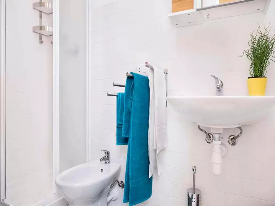 Immagine 20 di Camera in affitto  in Viale Carlo Espinasse12 a Milano