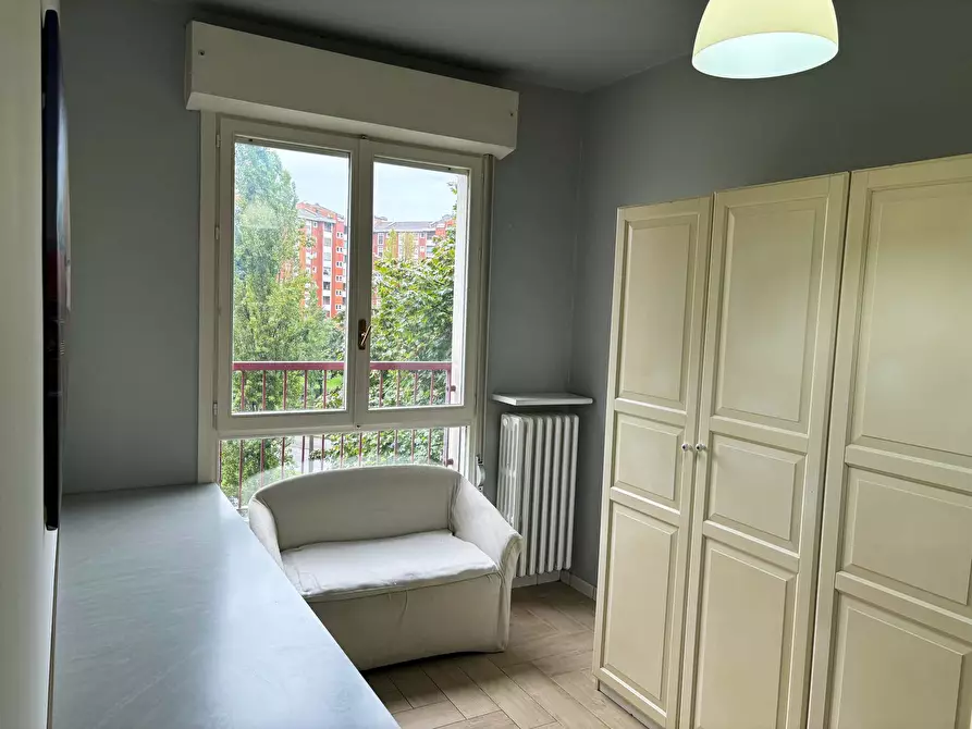 Immagine 2 di Camera in affitto  in Via Angelo de Gasperis2 a Milano