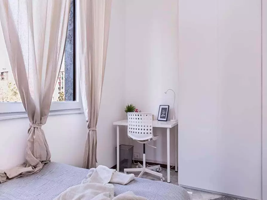 Immagine 5 di Camera in affitto  in Via Salvatore Barzilai19 a Milano