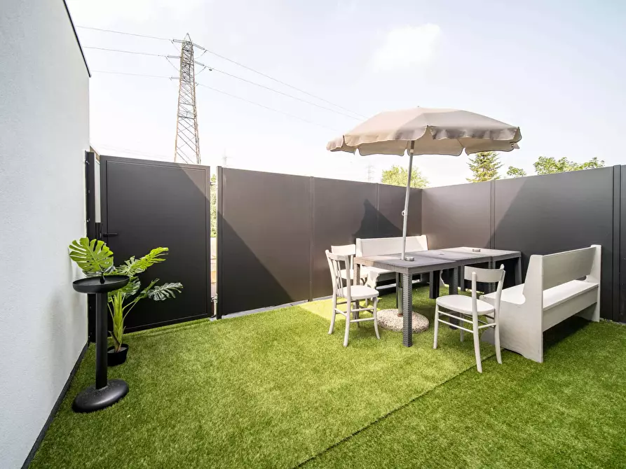 Immagine 8 di Camera in affitto  in Strada della Genovesa44 a Verona