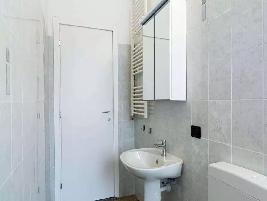 Immagine 14 di Camera in affitto  in Via Carmagnola13 a Milano