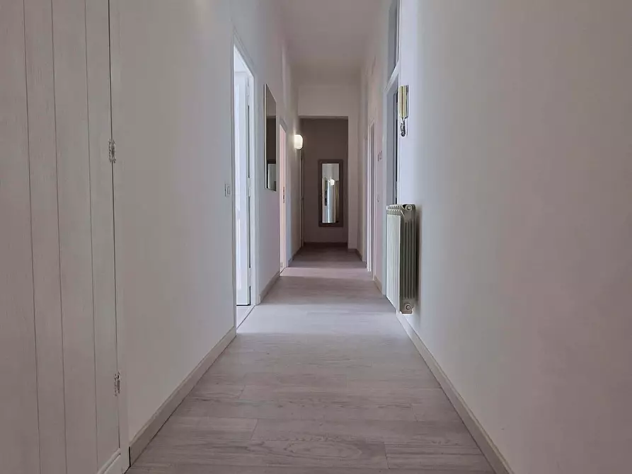 Immagine 15 di Camera in affitto  in Via Ostiense343 a Roma