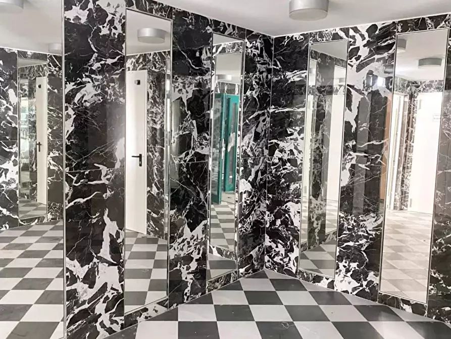 Immagine 32 di Appartamento in affitto  in Via Donato Creti24 a Bologna