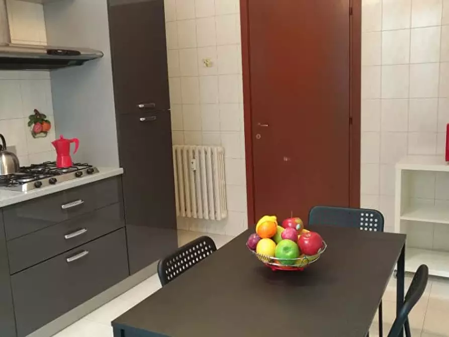 Immagine 12 di Appartamento in affitto  in Corso Sempione87 a Milano