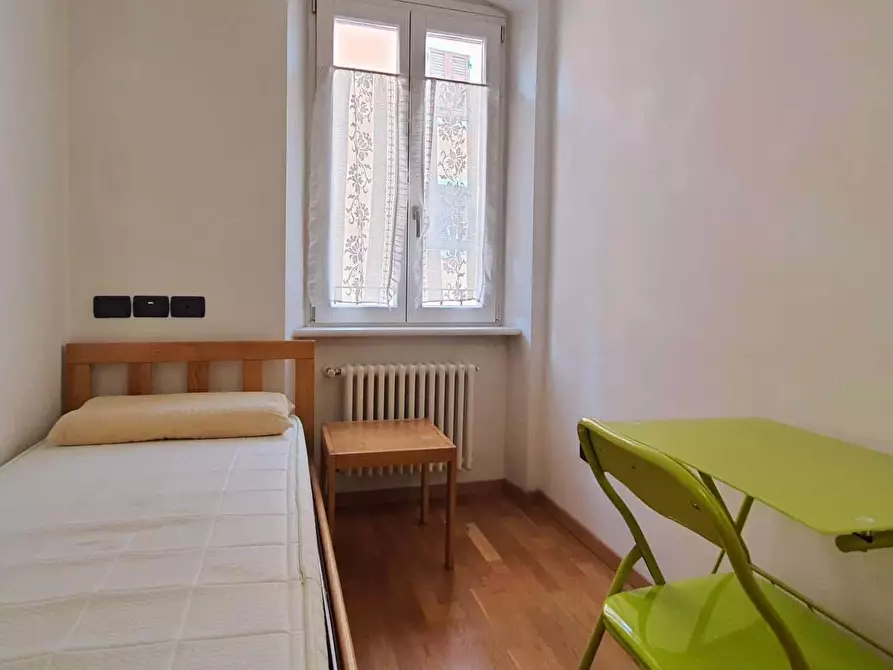 Immagine 2 di Camera in affitto  in Via Giuseppe Mazzini a Trento