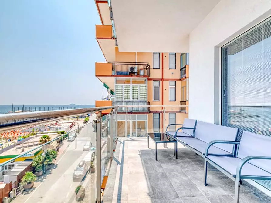 Immagine 19 di Appartamento in affitto  in Lungomare Giacomo Matteotti39 a Borghetto Santo Spirito