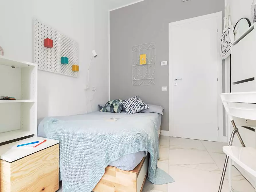 Immagine 2 di Camera in affitto  in Viale Bligny28 a Milano