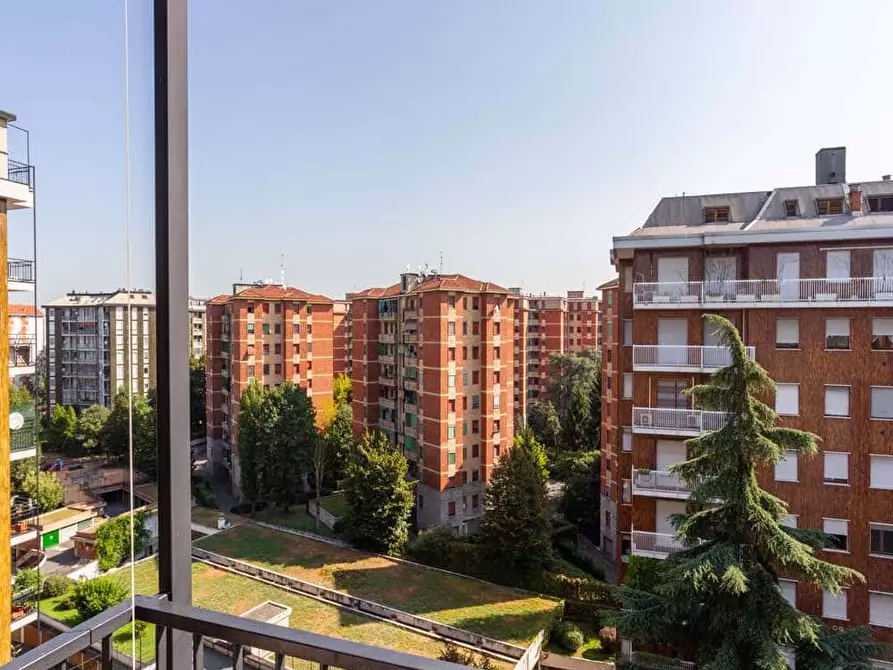 Immagine 16 di Camera in affitto  in Viale San Gimignano4 a Milano