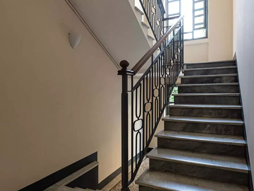 Immagine 9 di Appartamento in affitto  in Via Caccialepori41 a Milano