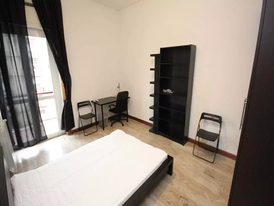 Immagine 10 di Camera in affitto  in Viale Sabotino15 a Milano