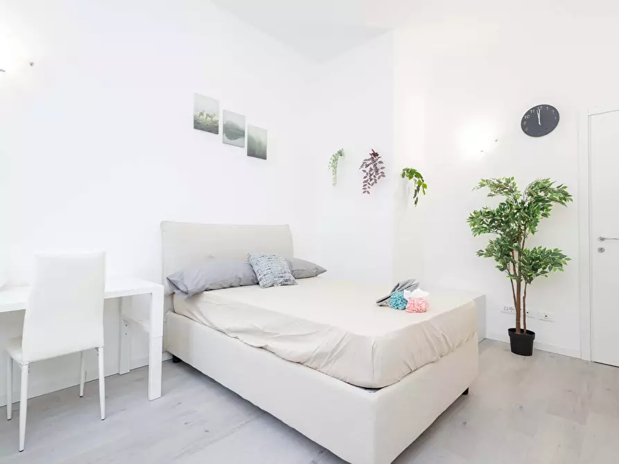 Immagine 4 di Camera in affitto  in Via Fernanda Wittgens3 a Milano