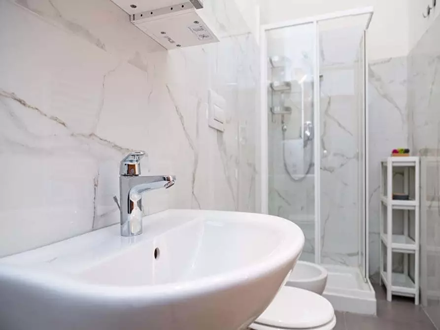 Immagine 10 di Camera in affitto  in Piazza Cartagine4 a Milano