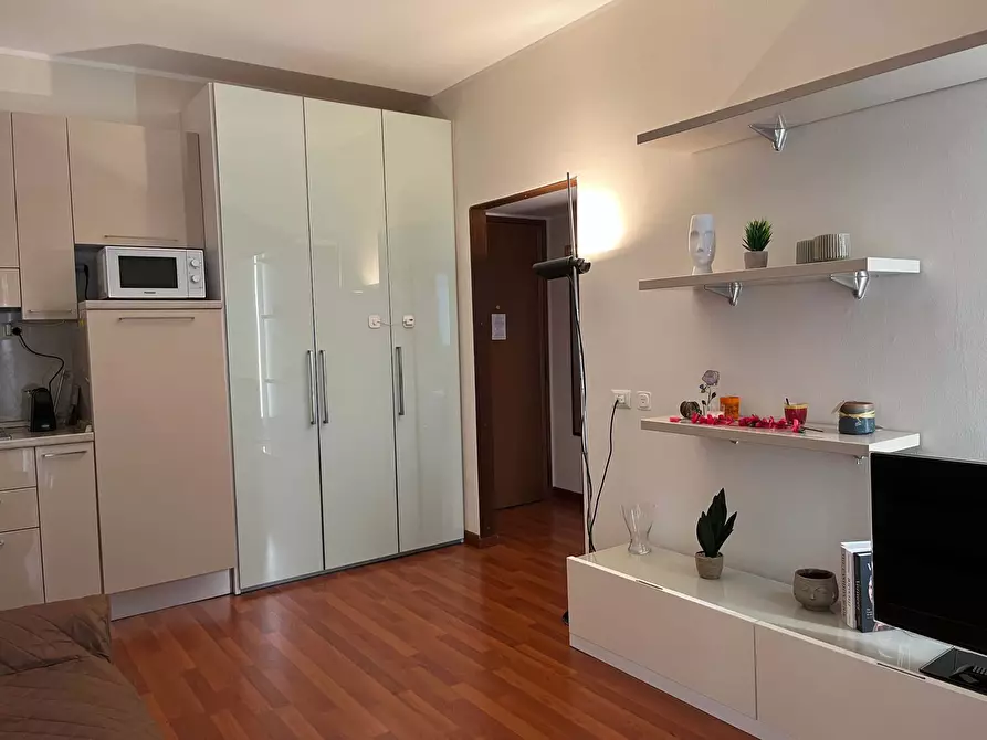 Immagine 36 di Appartamento in affitto  in Via Valera33 a Arese