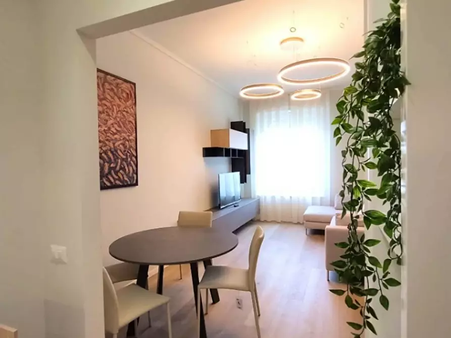 Immagine 6 di Appartamento in affitto  in Via Olmetto a Milano