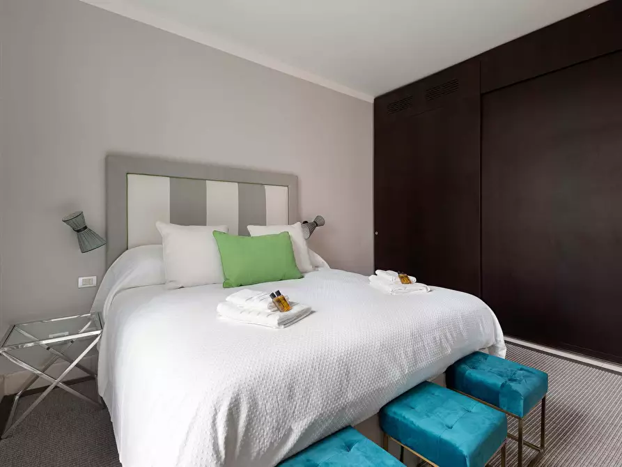 Immagine 17 di Appartamento in affitto  in Viale Elvezia6 a Milano