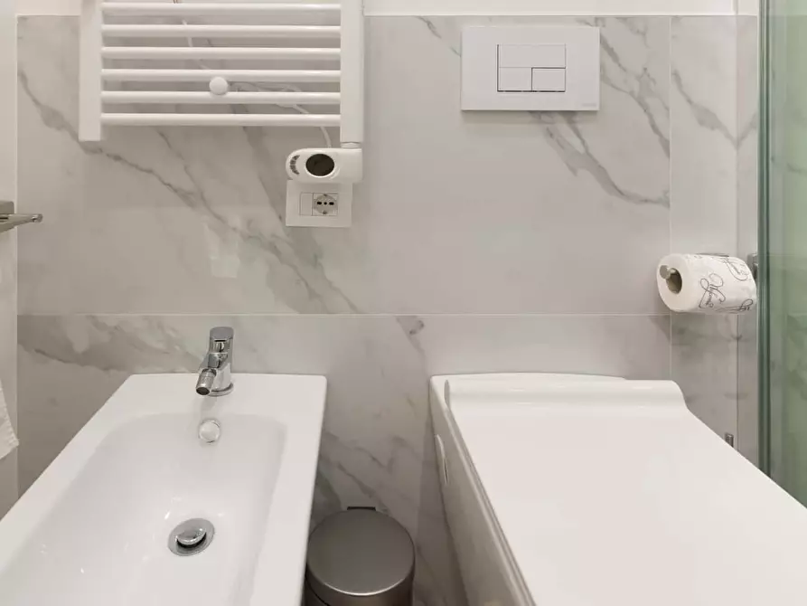 Immagine 23 di Appartamento in affitto  in Via Marco Greppi5 a Milano