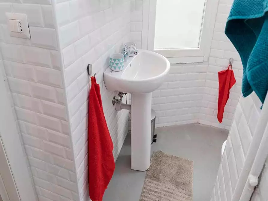 Immagine 21 di Appartamento in affitto  in Via Paolo Bassi22 a Milano