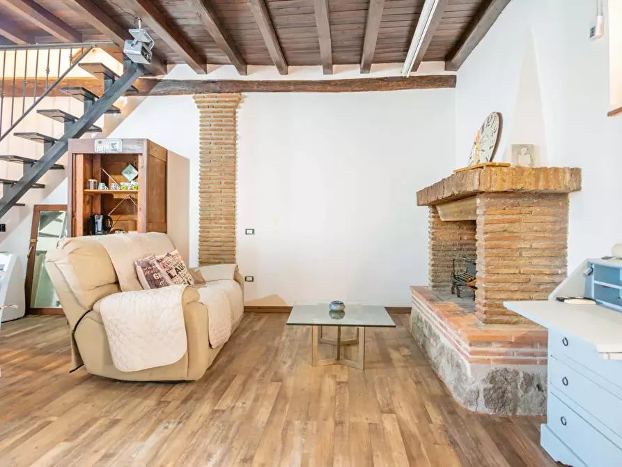Immagine 12 di Appartamento in affitto  in Via Girolamo Tamburri48 a Bracciano