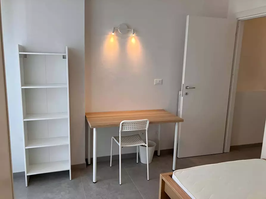 Immagine 1 di Camera in affitto  in Via Enrico Fermi3 a Bologna