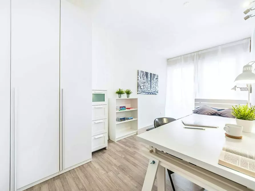 Immagine 11 di Camera in affitto  in Via Milano a Venezia