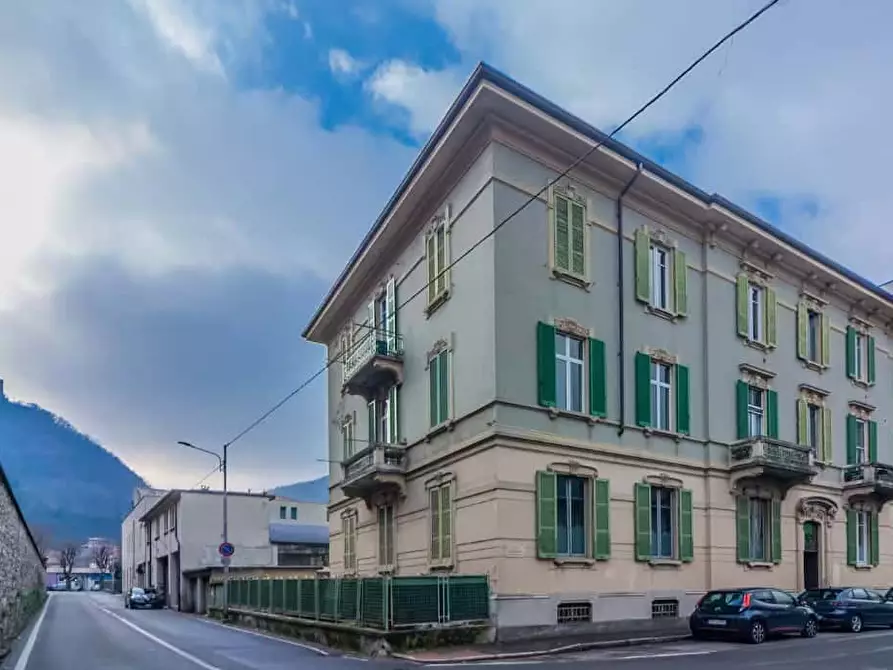 Immagine 31 di Appartamento in affitto  in Via Magenta30 a Como