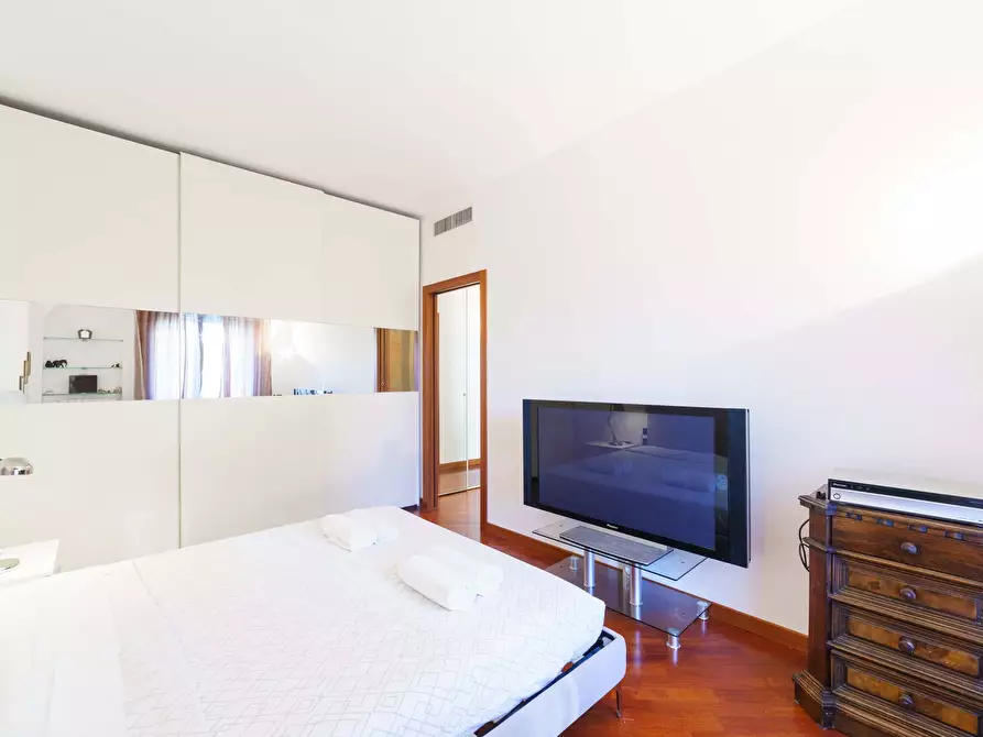 Immagine 55 di Appartamento in affitto  in Viale San Gimignano13 a Milano